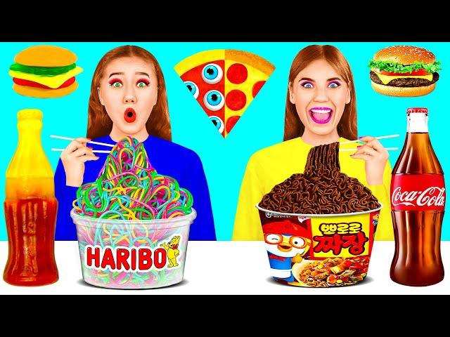 تحدي الصمغ مقابل الشوكولاتة مقابل المعكرونة الحقيقية FUN FOOD