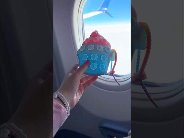 My FIDGET is BROKEN!  *rip pop it*