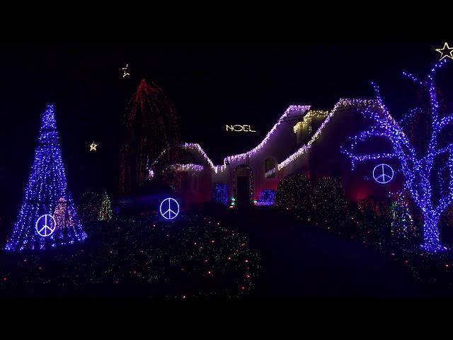 Bill Vaughan's Collingwood Lights Christmas Display in Virginia