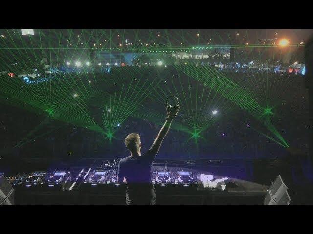 Armin van Buuren live at ASOT850 (Bangkok, Thailand)