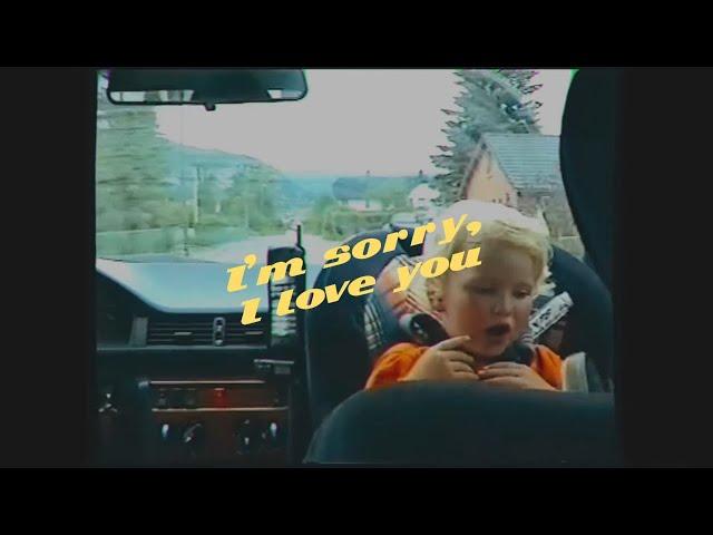 Astrid S - I'm Sorry, I Love You (Official Lyric Video)