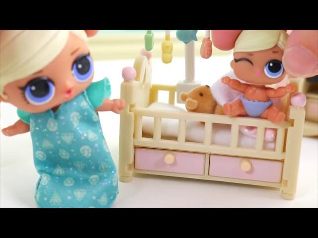 Surprise Dolls + Sisters Brush Teeth for School Morning