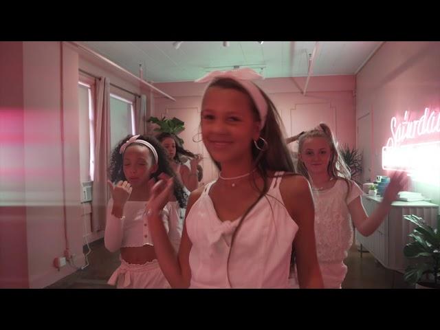 Preteen "Hollywood Dance Intensive" VIDEO