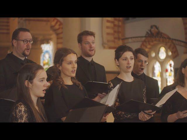 Tenebrae Choir - Nigel Short, conductor -  Michael John Trotta