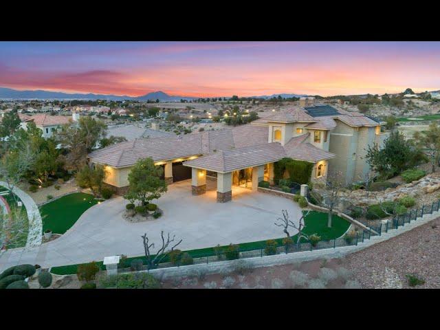 Las Vegas Mega Mansion 7406 Sqft, 4BD, Theater, Office, Basement, Billiard, Golf, 7BA, Golf & MORE!