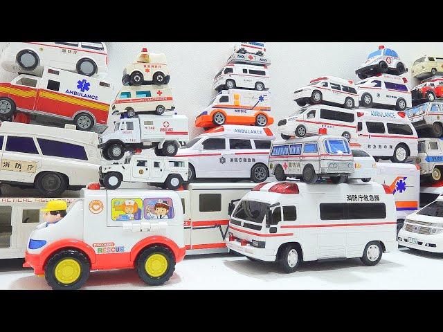 [Ambulance minicar] Check out the running of 33 ambulances lined up vertically! !