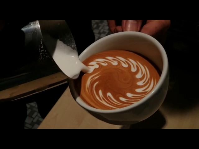 Latte art heart skills