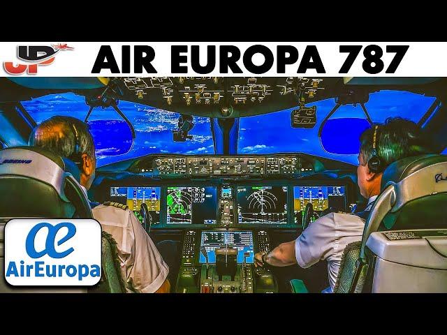 Air Europa Boeing 787 Cockpit Landing at Quito Ecuador #boeing #quito #aviation