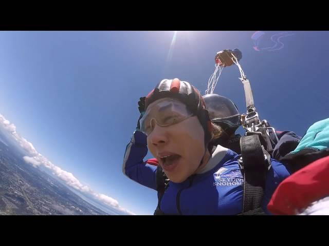 Kyungmin Kim's Tandem skydive!