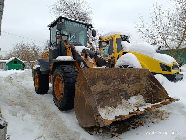 Продажа️  Универсальный Фронтальный погрузчик Hyundai HSD 733s