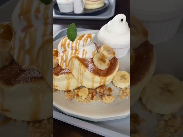 Jiggly Pancakes in Japan #asmr #japan