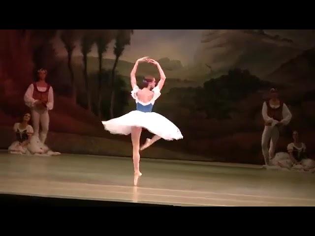 From Russia - with Love!Great Names of Mariinsky.Uliana Lopatkina. Giselle Variation Act1.