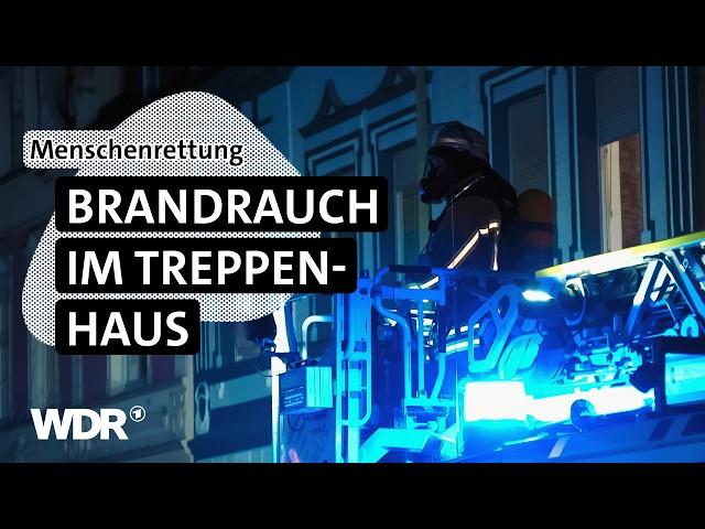 Menschenleben in Gefahr: Feuer in einem Mehrfamilienhaus | S09/E01 | Feuer & Flamme | WDR