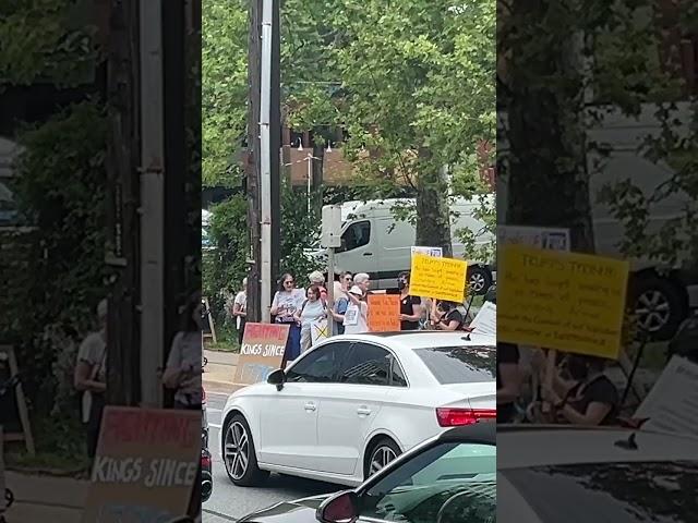 Huge crowd of 'No Kings' protesters gather outside of news station