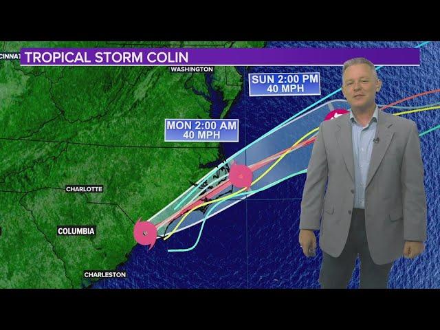 Showers, storms expected Sunday