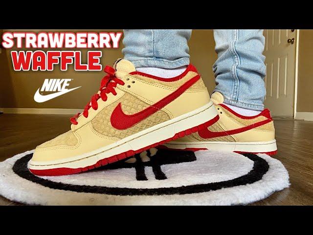 NIKE DUNK LOW STRAWBERRY WAFFLE On Feet/Review