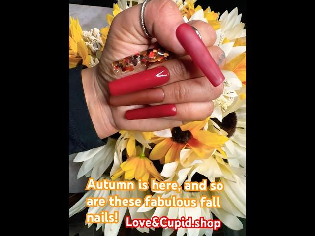 20-piece hard gel press-on set for that perfect seasonal look! #Nailinspo #FallFashion #GorgeousNail