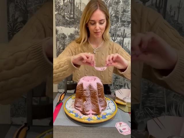 Ecco il PANDORO di Chiara Ferragni! 