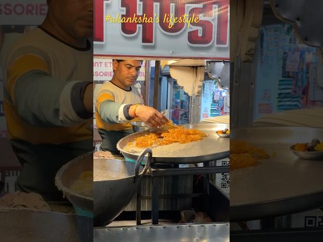 Mummy ko Jalebi Khani hai #yt #food #bongpizza #momos #kanpur #jalebi #kanpurvlog #foodvlog #momo