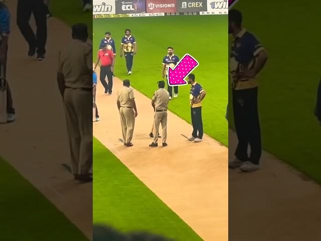 why Police came In ECL cricket match 