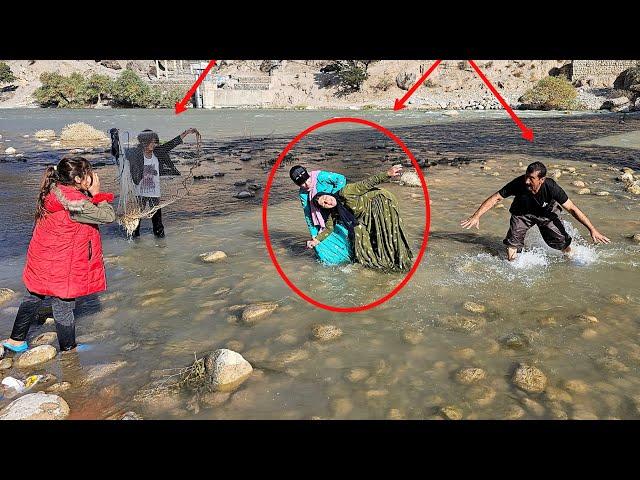 Pari picnic with his daughters and Mirza Ali and his second wife's displeasure