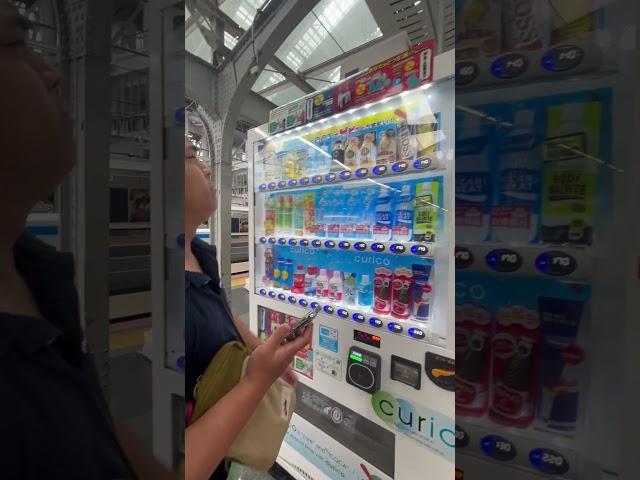 We tried to use ICOCA Apple pay in vending machine too #icoca #vendingmachine