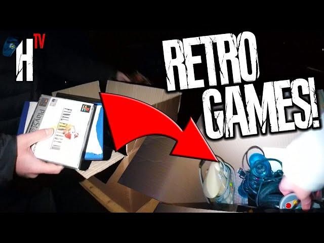 RETRO VIDEO GAMES IN THE DARK AT THE CAR BOOT SALE! | VIDEO GAME HUNTING!