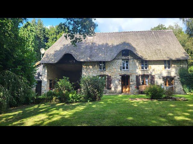 Thatched House with grounds in Normandy #thatchedhouse #normandyhome #frenchpropertyforsale