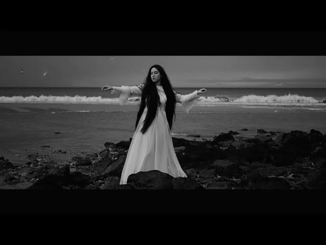 Marie-Celestine - Traces In The Wind (Official Video)