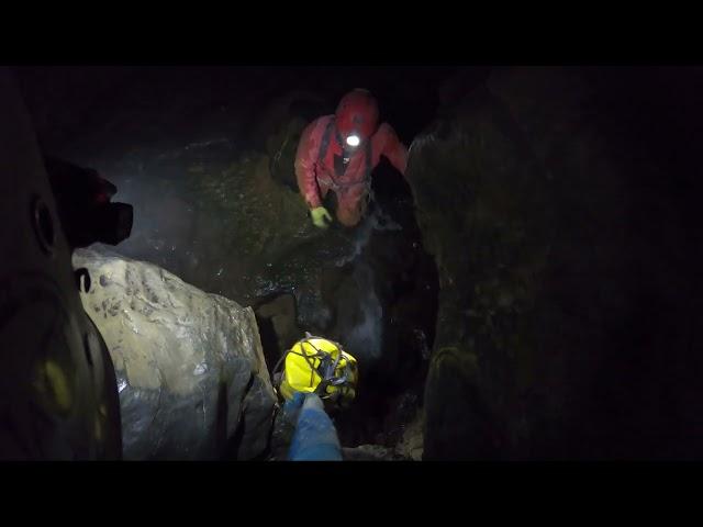 Cuevas Sopladoras - Cueva del aqua