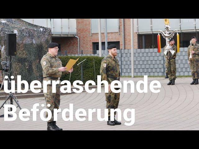 Bundeswehr: Musiksoldat wird mit Beförderung überrascht (und das Niedersachsenlied)