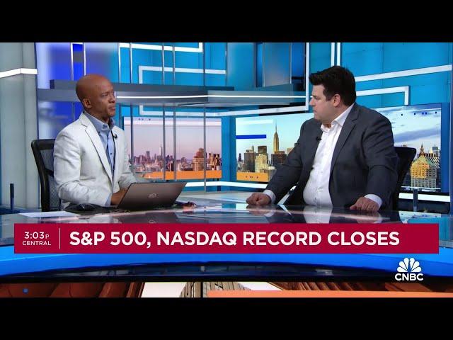 S&P 500 and Nasdaq notch another record close