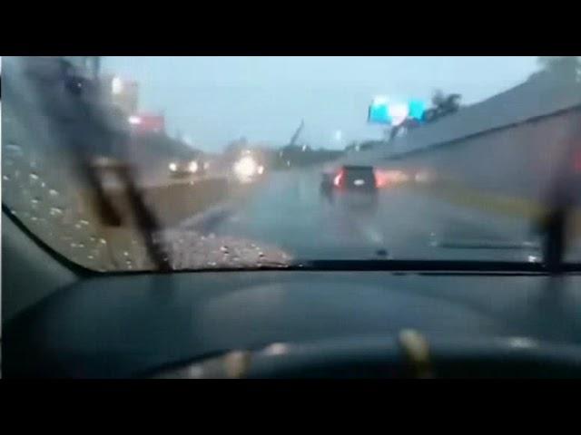 Momentos antes de colapso del muro del tunel de La 27 de Febrero -  Inundaciones en Santo Domingo.