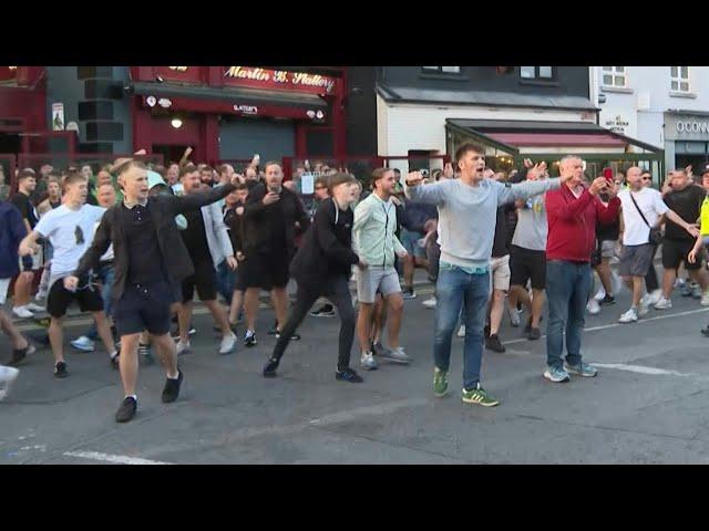 Football fans arrested in Dublin after England's 2-0 win over Ireland | AFP