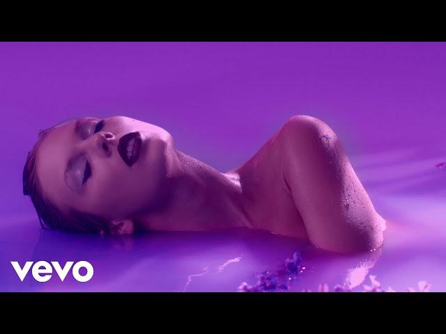 Taylor Swift - Lavender Haze (Official Music Video)