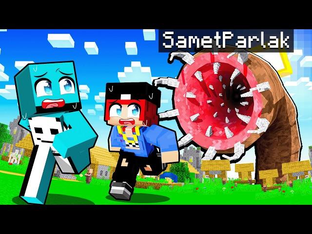 99 Yıl Bir SOLUCAN Olarak Hayatta Kaldık !! -  Minecraft