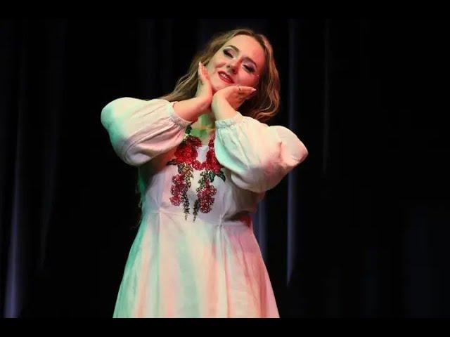 Ukrainian folk dance - Olga Malinovska & Anna Kozlova