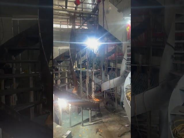 Xưởng sản xuất cầu thang Cơ Khí Hùng Dũng 0865661990