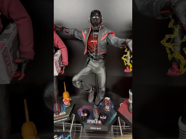 Hot Toys Miles Morales 2020 Anzug #hottoys #hottoyscollections#hottoysmarvel #hottoys#milesmorales