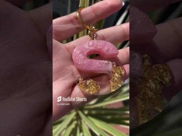 resin key chain arts watch full video enjoy it..