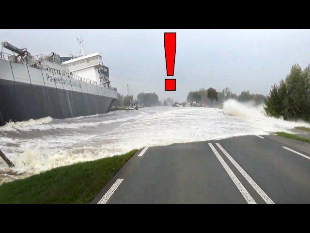 Ship Launch | 20 Awesome WAVES