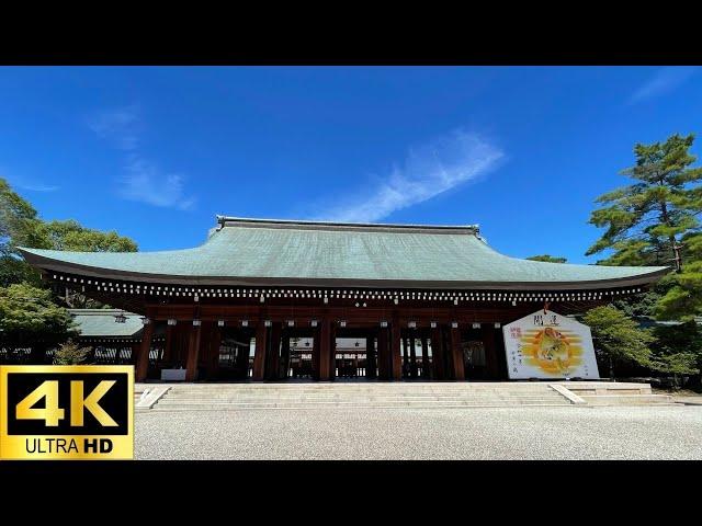 【Kashihara Shrine, Nara.】walk along the approach to the temple