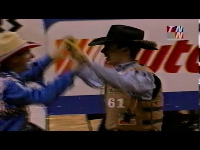 Luke Snyder vs Slick Willy - 01 PBR Finals (90 pts)