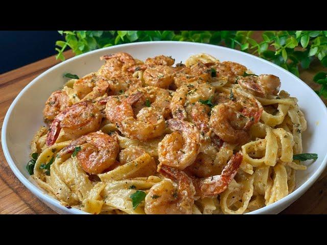 THE BEST CREAMY SHRIMP ALFREDO RECIPE! How to Make Shrimp Pasta Your Whole Family Will Love!