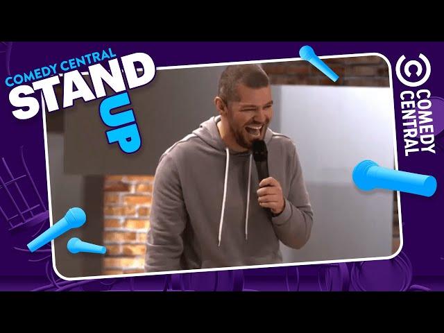 (COMPLETO) Victor  Sarro perdeu tudo? | Stand Up no Comedy Central