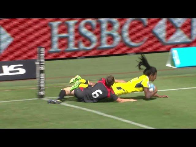 Sevens Re:LIVE! Ellia Green scores incredible match-winning try!