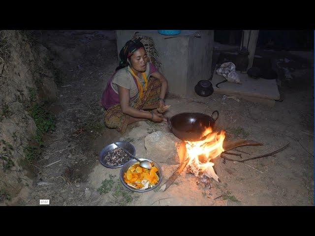 Organic village life || Cooking meat sukuti and parsley vegetables in the village