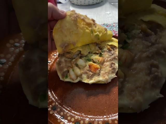 Fancy Quesadillas #shortsfood #mexicanhusband #mexicanfood #cortosyoutube