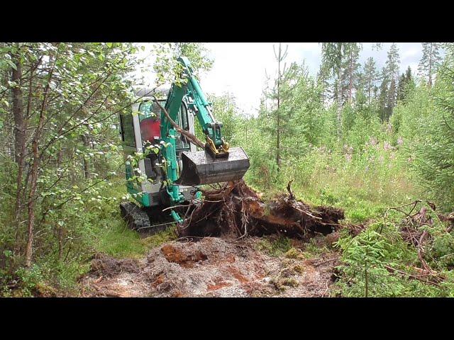 Mettäpolun tekoa minikaivurilla | Forest trail with Mini excavator