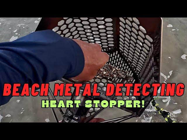 Beach Metal Detecting | Heart Stopper !